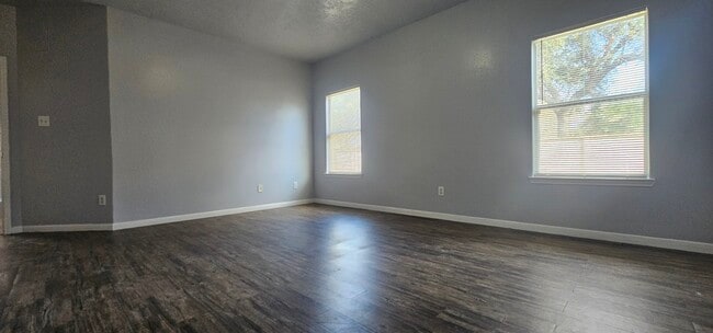 property at 7914 Sweetstone Bluff Ln