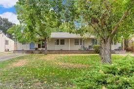 5700 Angelina Ave in Carmichael, CA - Building Photo