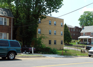 1700 29th St SE in Washington, DC - Building Photo - Building Photo