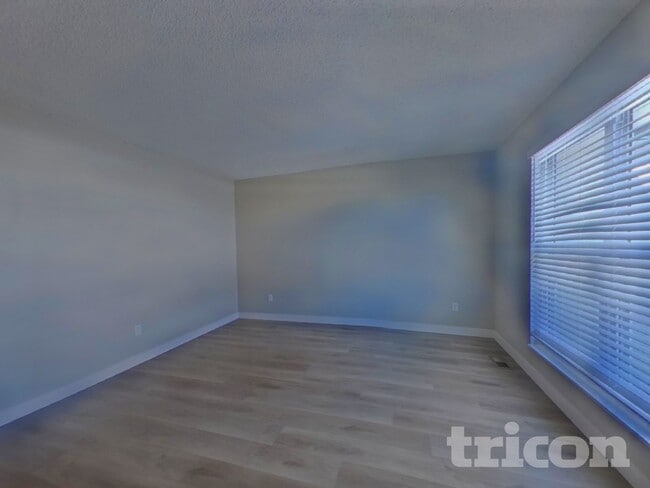 2882 Dickens Dr in Colorado Springs, CO - Building Photo - Building Photo