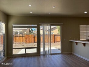10567 Moss Wood Ct in Reno, NV - Building Photo - Building Photo