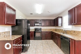 3011 Clemente Dr in Grand Prairie, TX - Foto de edificio - Building Photo