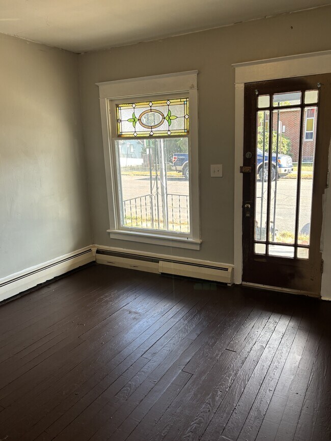 1309 W Spruce St in Ranshaw, PA - Building Photo - Building Photo