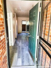 2261 S Buckley Rd, Unit 102 in Aurora, CO - Building Photo - Building Photo
