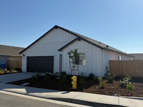 4198 Pittenger Dr in Olivehurst, CA - Building Photo - Building Photo