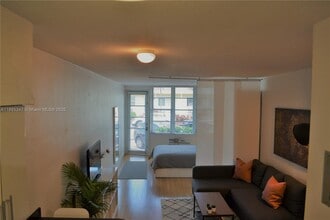 300 74th St in Miami Beach, FL - Building Photo - Building Photo