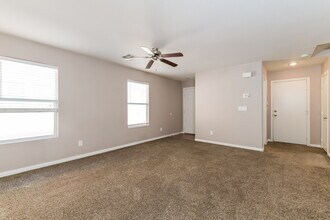10012 Pelham Park Ave in Las Vegas, NV - Building Photo - Building Photo