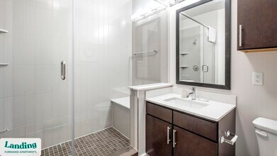 825 Usener St, Unit 829 in Houston, TX - Building Photo - Building Photo