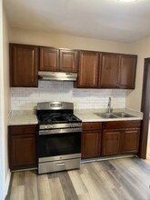 6501 S Maplewood Ave-Unit -6501-1 in Chicago, IL - Building Photo - Building Photo