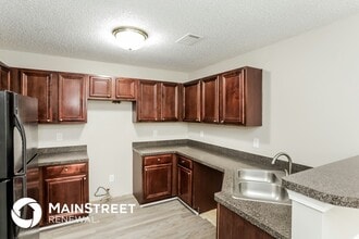 11712 Registry Blvd in Hampton, GA - Building Photo - Building Photo