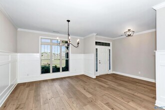 9057 Redstone Square Dr in Huntsville, AL - Building Photo - Building Photo