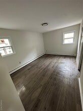 450 E Penn St in Long Beach, NY - Building Photo - Building Photo