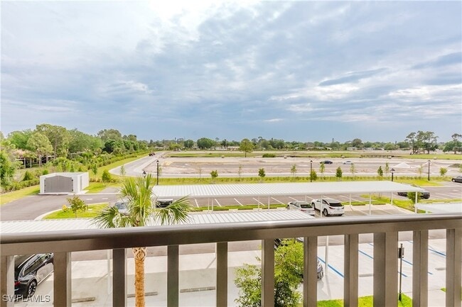 18461 Copperhead Ct, Unit 431 in Lehigh Acres, FL - Building Photo - Building Photo