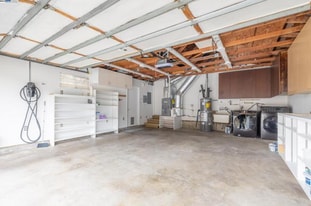 2771 Fleetwood Dr in San Bruno, CA - Building Photo