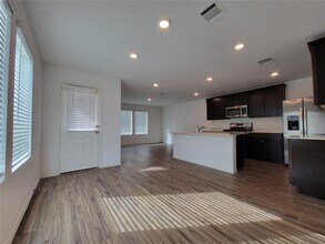 12113 Short Leaf Path in Austin, TX - Building Photo - Building Photo