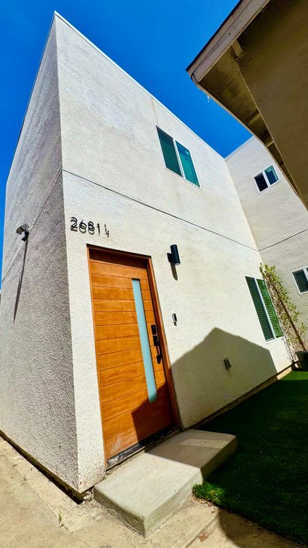 property at 2681 Pomeroy Ave