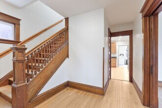 2105 Como Ave in St. Paul, MN - Building Photo - Building Photo