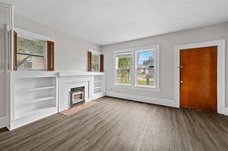 520 Brooks Ave in Dallas, TX - Building Photo - Building Photo