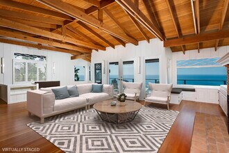 31293 Holly Dr in Laguna Beach, CA - Building Photo - Building Photo