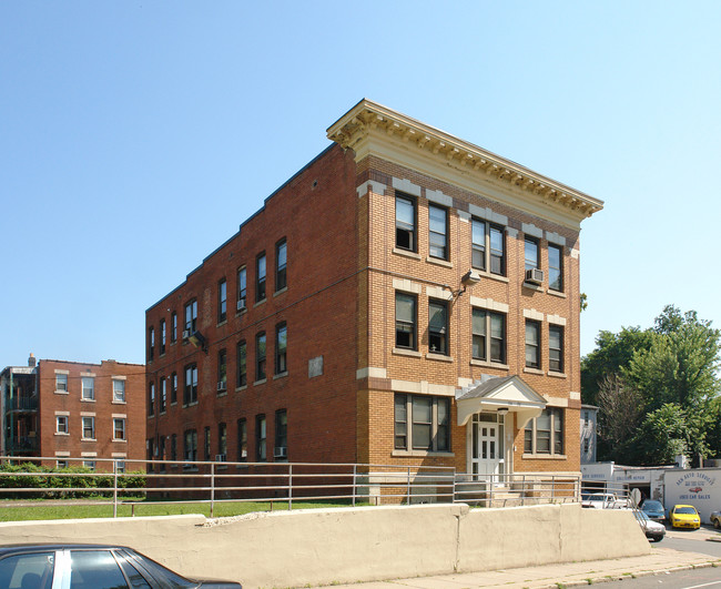 1532-1534 Park St in Hartford, CT - Building Photo - Building Photo