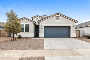 1867 W Broadway Ave in Coolidge, AZ - Building Photo