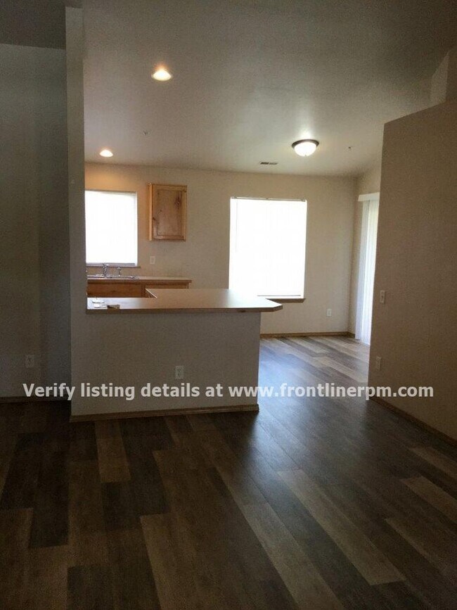 2022 E Whispering Willow Ln in Nampa, ID - Building Photo - Building Photo
