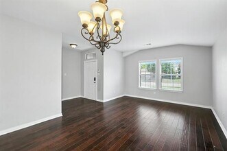 1056 Breeders Cup Dr in Fort Worth, TX - Building Photo - Building Photo