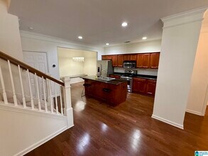 1105 Inverness Cove Way in Birmingham, AL - Building Photo - Building Photo