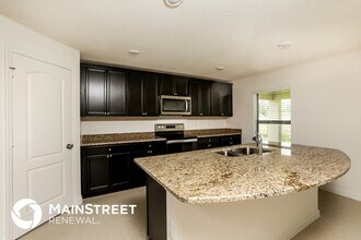 35681 Rose Moss Ave in Leesburg, FL - Building Photo - Building Photo