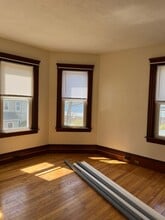 19 King Philip Rd, Unit 19 king philip rd worcester,ma apt 2 in Worcester, MA - Building Photo - Building Photo