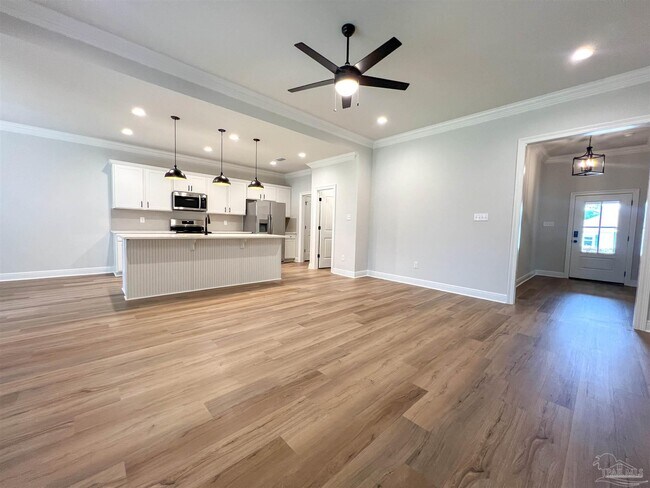4605 Sago Palm Cir in Pace, FL - Building Photo - Building Photo