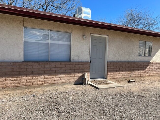 property at 3731 E Hampton St