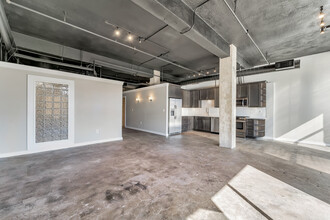 95 Forsyth St SW, Unit 2A in Atlanta, GA - Building Photo - Building Photo