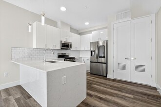 3443 John F. Kennedy Blvd in Union City, NJ - Building Photo - Building Photo