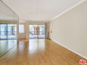 1538 11th St in Santa Monica, CA - Building Photo - Building Photo