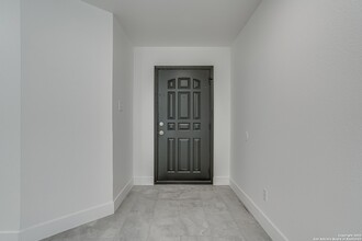 9958 Panther Bay in San Antonio, TX - Building Photo - Building Photo