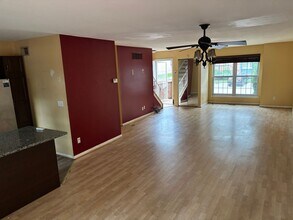 7925 Ridge Ave in Philadelphia, PA - Building Photo - Building Photo