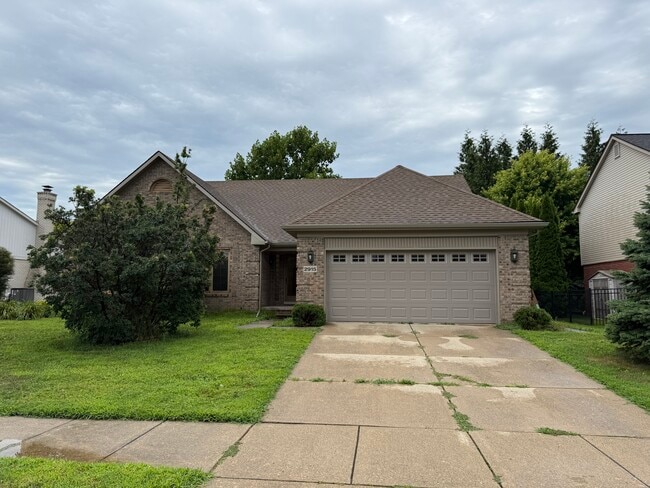 property at 2915 Chippewa Dr