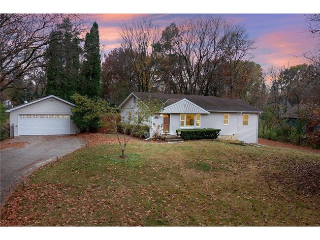 property at 15803 Sunset Rd