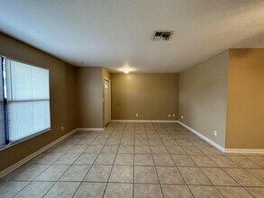 3024 Santa Barbara Blvd in Cape Coral, FL - Building Photo - Building Photo