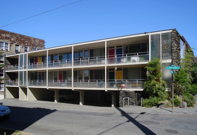 Harvard Ave Apartments in Seattle, WA - Building Photo - Building Photo