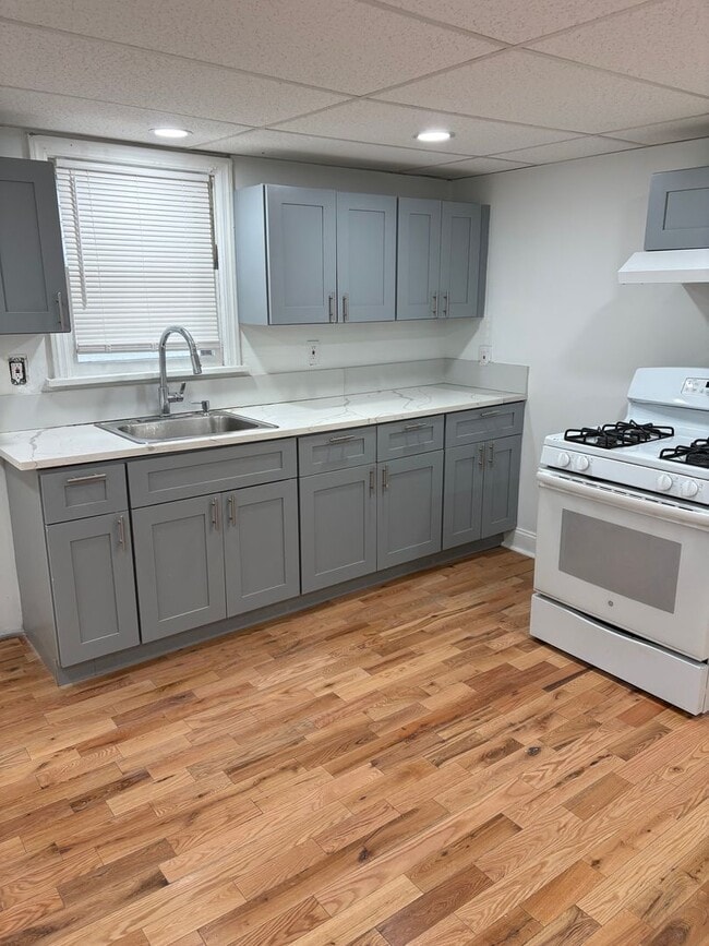 property at 10 Congress St