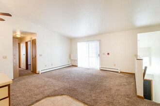 Harvest View Apartments-Heat/Water Included in Brillion, WI - Foto de edificio - Building Photo