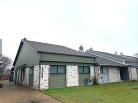 4932 Maryanna Way in North Richland Hills, TX - Building Photo