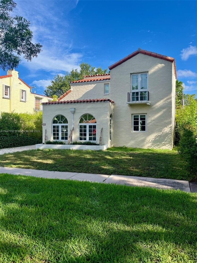 604 Alcazar Ave in Coral Gables, FL - Building Photo - Building Photo