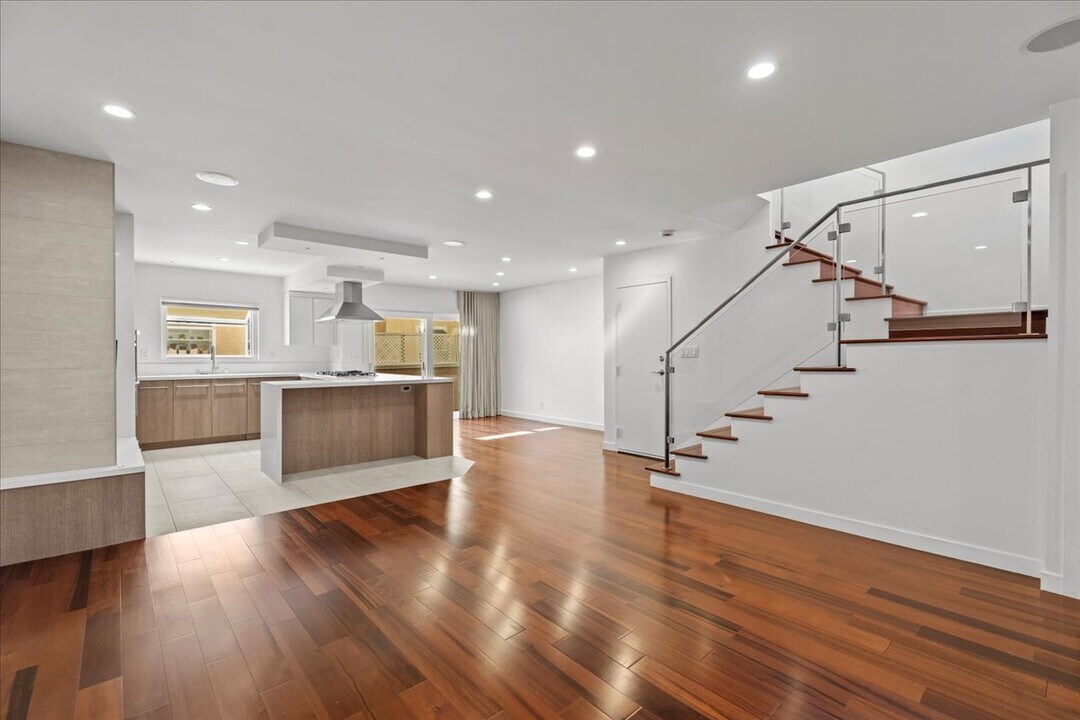 1238 18th St in Santa Monica, CA - Building Photo