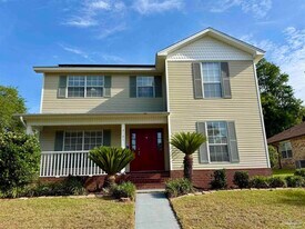 2121 Pin High Dr in Pensacola, FL - Building Photo