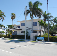 Sandcastle By The Sea in Hollywood, FL - Building Photo - Building Photo