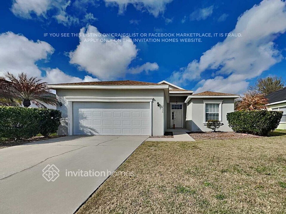 3652 Sandhill Crane Dr in Lakeland, FL - Building Photo