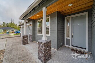 134 Zephyr Dr in Silverlake, WA - Building Photo - Building Photo